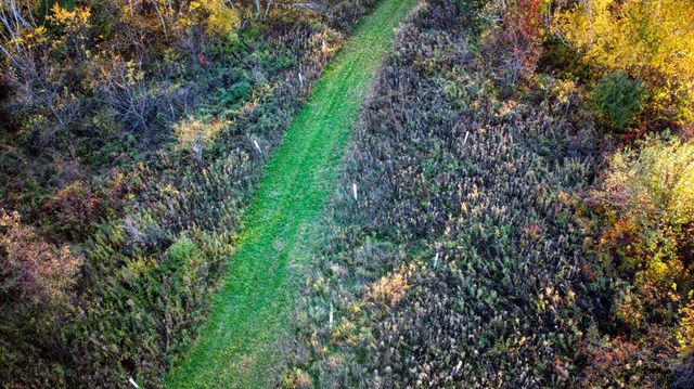 N23415 Oak Ridge DRIVE, Galesville, WI 54630