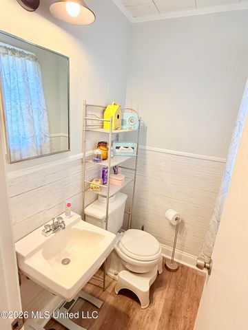 740 Robinson Road, Grenada, MS 38901