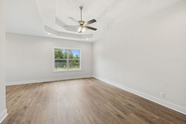 1630 Parchman Rd, Clarksville, TN 37040