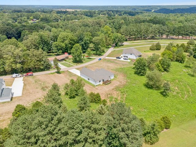 1630 Parchman Rd, Clarksville, TN 37040