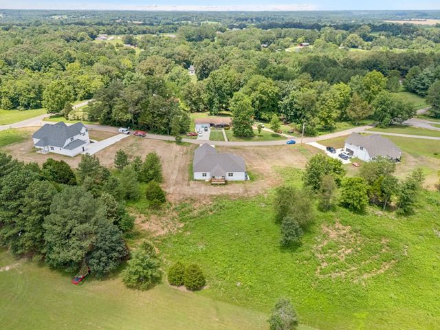 1630 Parchman Rd, Clarksville, TN 37040