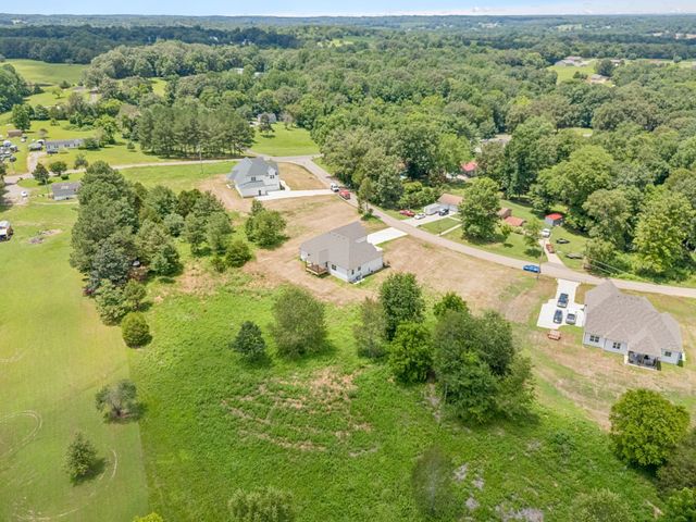 1630 Parchman Rd, Clarksville, TN 37040