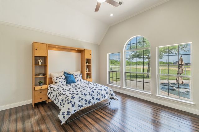 13507 Friendship Road, Pilot Point, TX 76258