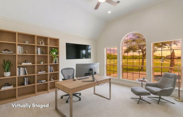 13507 Friendship Road, Pilot Point, TX 76258
