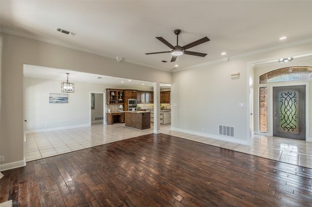 13507 Friendship Road, Pilot Point, TX 76258