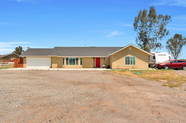 17209 Alonzo Court, Madera, CA 93638