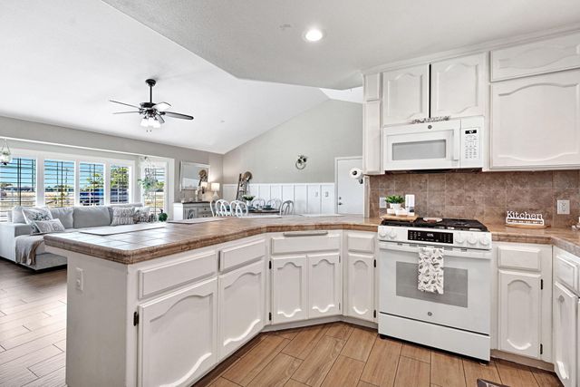 17209 Alonzo Court, Madera, CA 93638