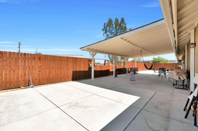 17209 Alonzo Court, Madera, CA 93638