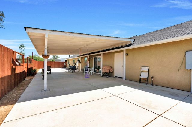 17209 Alonzo Court, Madera, CA 93638