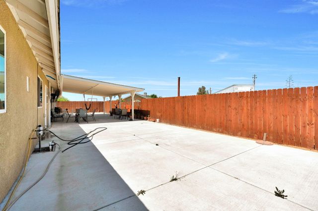 17209 Alonzo Court, Madera, CA 93638
