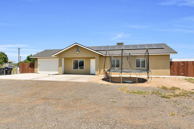 17209 Alonzo Court, Madera, CA 93638