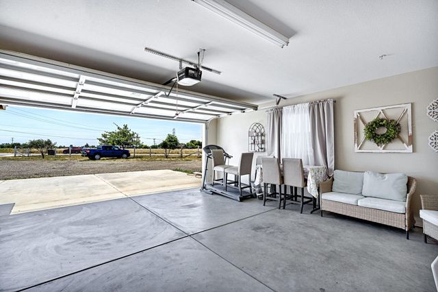 17209 Alonzo Court, Madera, CA 93638