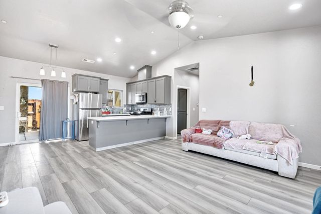 17209 Alonzo Court, Madera, CA 93638