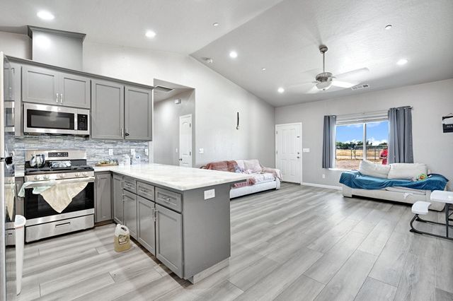 17209 Alonzo Court, Madera, CA 93638