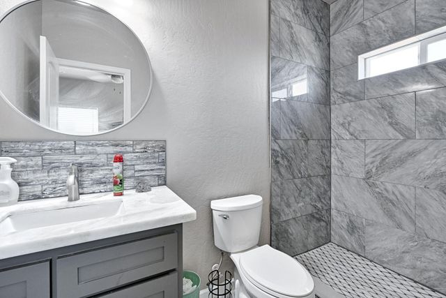 17209 Alonzo Court, Madera, CA 93638