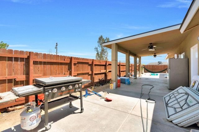 17209 Alonzo Court, Madera, CA 93638