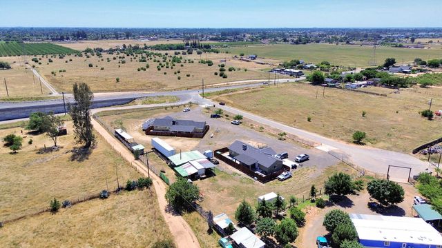 17209 Alonzo Court, Madera, CA 93638