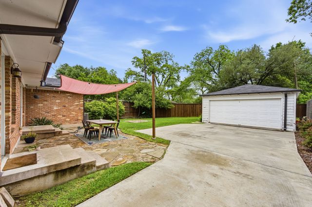 7024 Wake Forrest Drive, Dallas, TX 75214