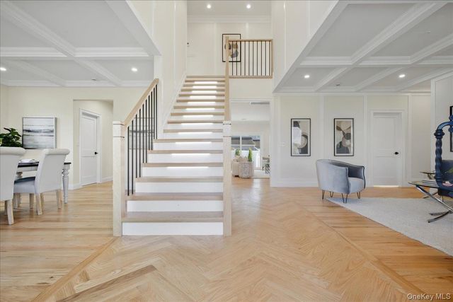 2 Jupiter Lane, Levittown, NY 11756