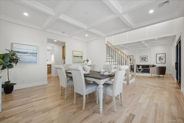 2 Jupiter Lane, Levittown, NY 11756