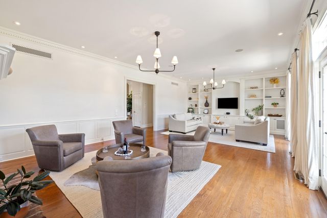 48 Ave of Champions, Nicholasville, KY 40356