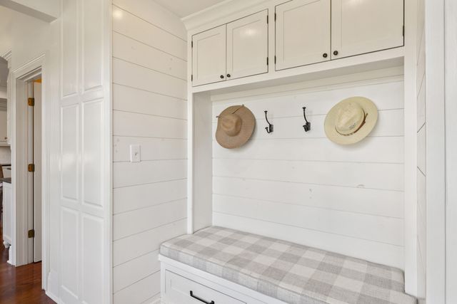 48 Ave of Champions, Nicholasville, KY 40356