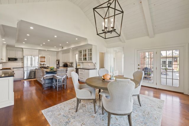 48 Ave of Champions, Nicholasville, KY 40356