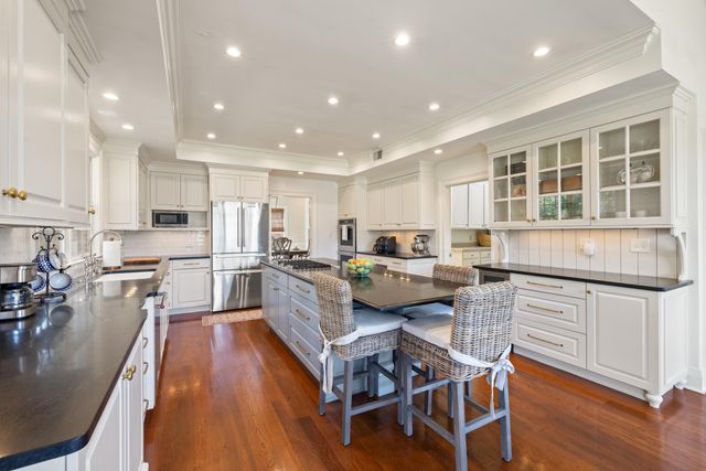 48 Ave of Champions, Nicholasville, KY 40356