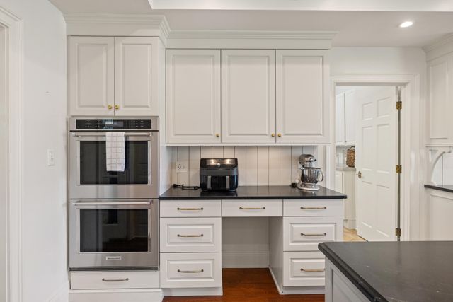 48 Ave of Champions, Nicholasville, KY 40356