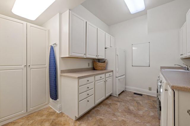 48 Ave of Champions, Nicholasville, KY 40356