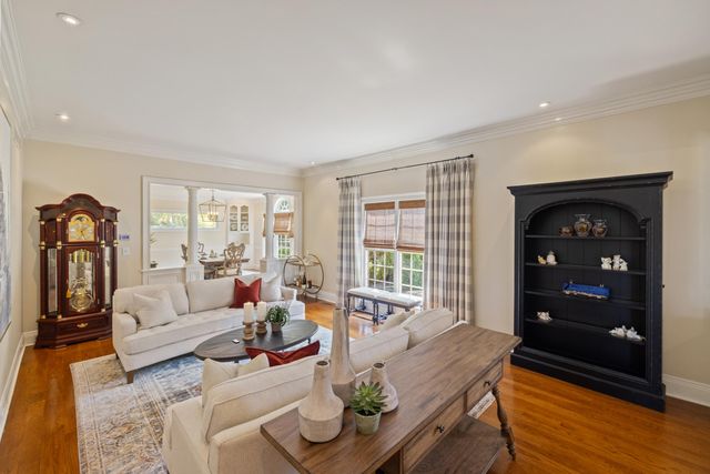 48 Ave of Champions, Nicholasville, KY 40356