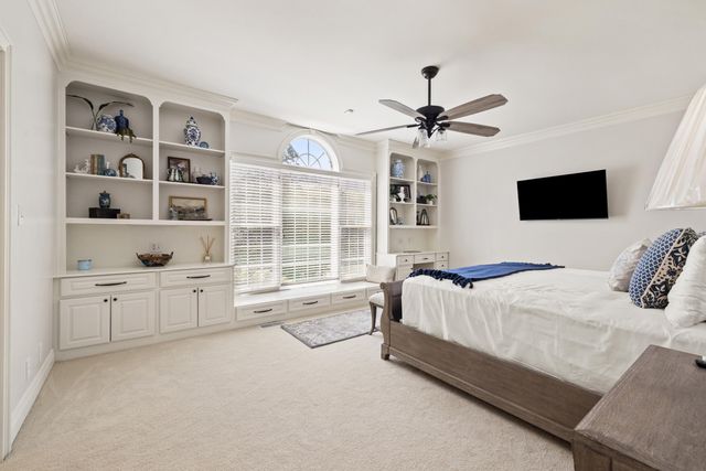 48 Ave of Champions, Nicholasville, KY 40356