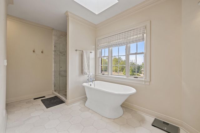 48 Ave of Champions, Nicholasville, KY 40356