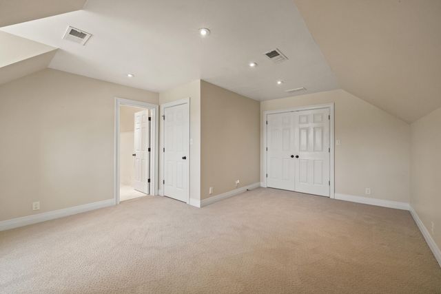 48 Ave of Champions, Nicholasville, KY 40356