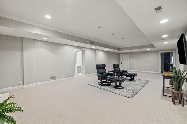 48 Ave of Champions, Nicholasville, KY 40356