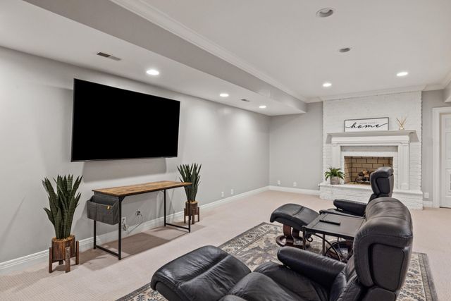 48 Ave of Champions, Nicholasville, KY 40356