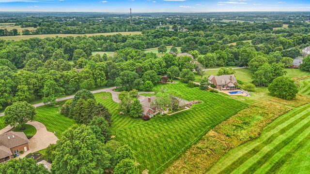 48 Ave of Champions, Nicholasville, KY 40356