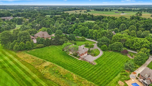 48 Ave of Champions, Nicholasville, KY 40356