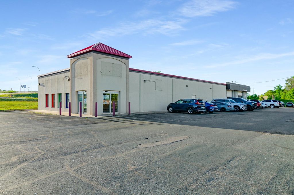 7129 Highway 10 NW Unit A, Anoka, MN 55303 — photo 3