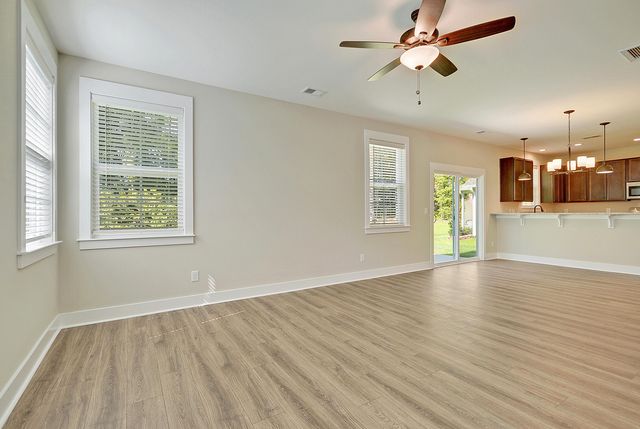 8601 Connor Court, North Charleston, SC 29406