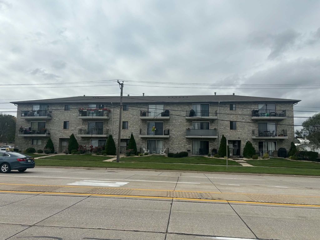 10936 S Central Avenue 3B, Chicago Ridge, IL 60415 — exterior