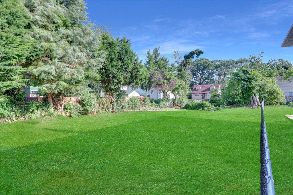 0 Rhodes Lane, West Hempstead, NY 11552