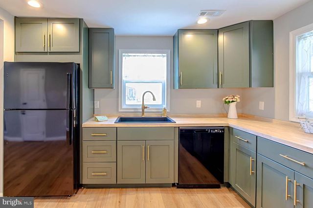 112 W 12TH, Tyrone, PA 16686