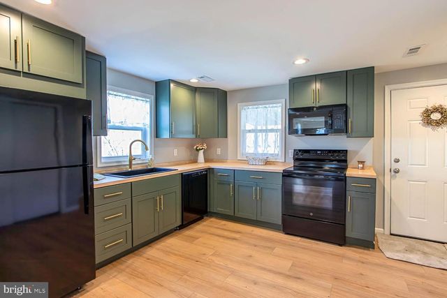 112 W 12TH, Tyrone, PA 16686