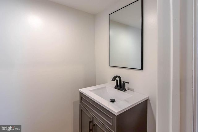 112 W 12TH, Tyrone, PA 16686