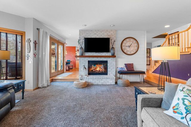 509 Wild Oak DRIVE, Manitowoc, WI 54220