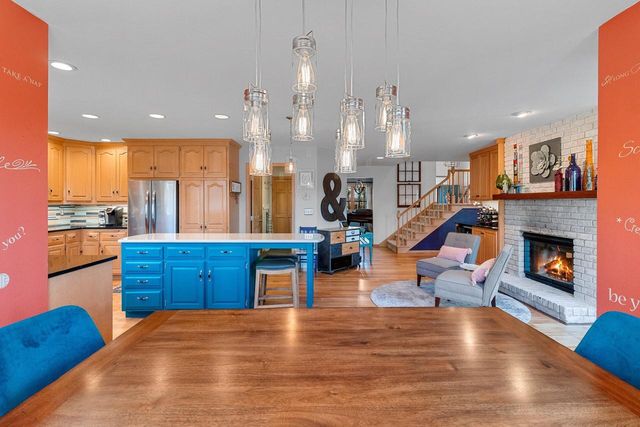 509 Wild Oak DRIVE, Manitowoc, WI 54220