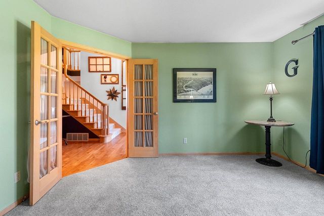 509 Wild Oak DRIVE, Manitowoc, WI 54220