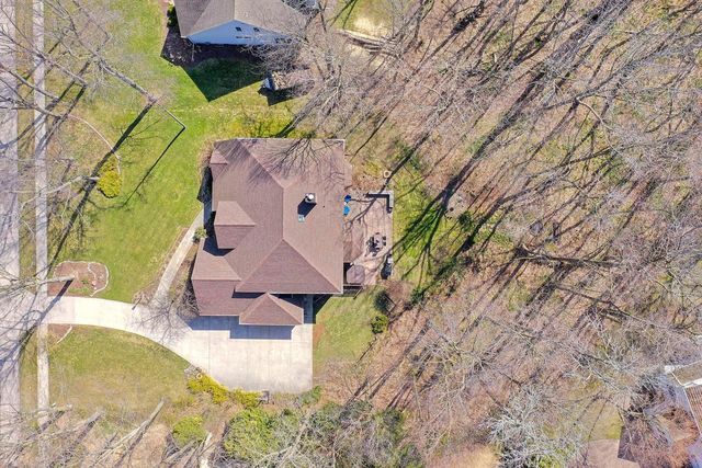509 Wild Oak DRIVE, Manitowoc, WI 54220