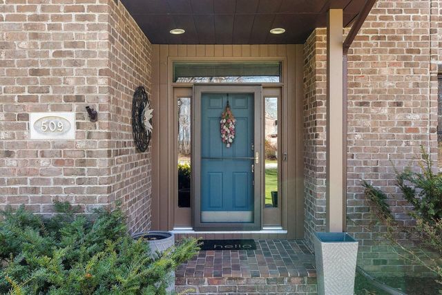 509 Wild Oak DRIVE, Manitowoc, WI 54220